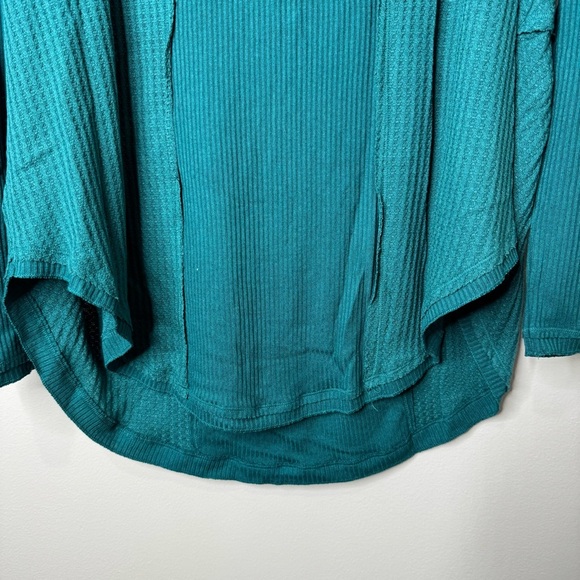 Free People Leo Oversized Waffle Button Henley Knit Tunic Top in Teal Size Small - Picture 7 of 11